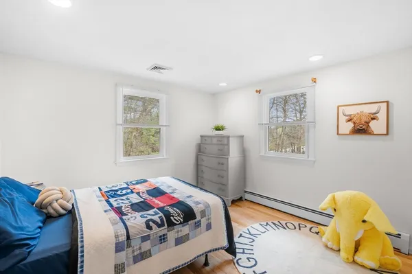 $799,900 | 2 Rhode Island Road, Wilmington, MA 01887