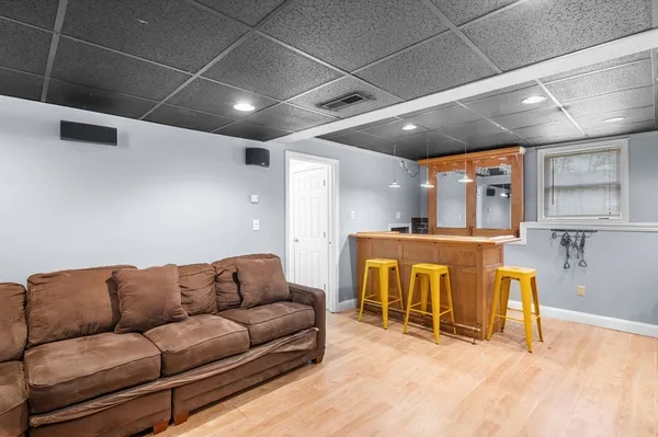 $799,900 | 2 Rhode Island Road, Wilmington, MA 01887