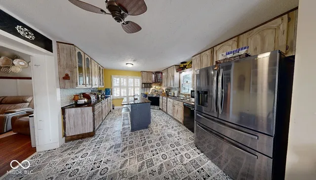 $443,000 | 5413 South County Road 0, Clayton, IN 46118