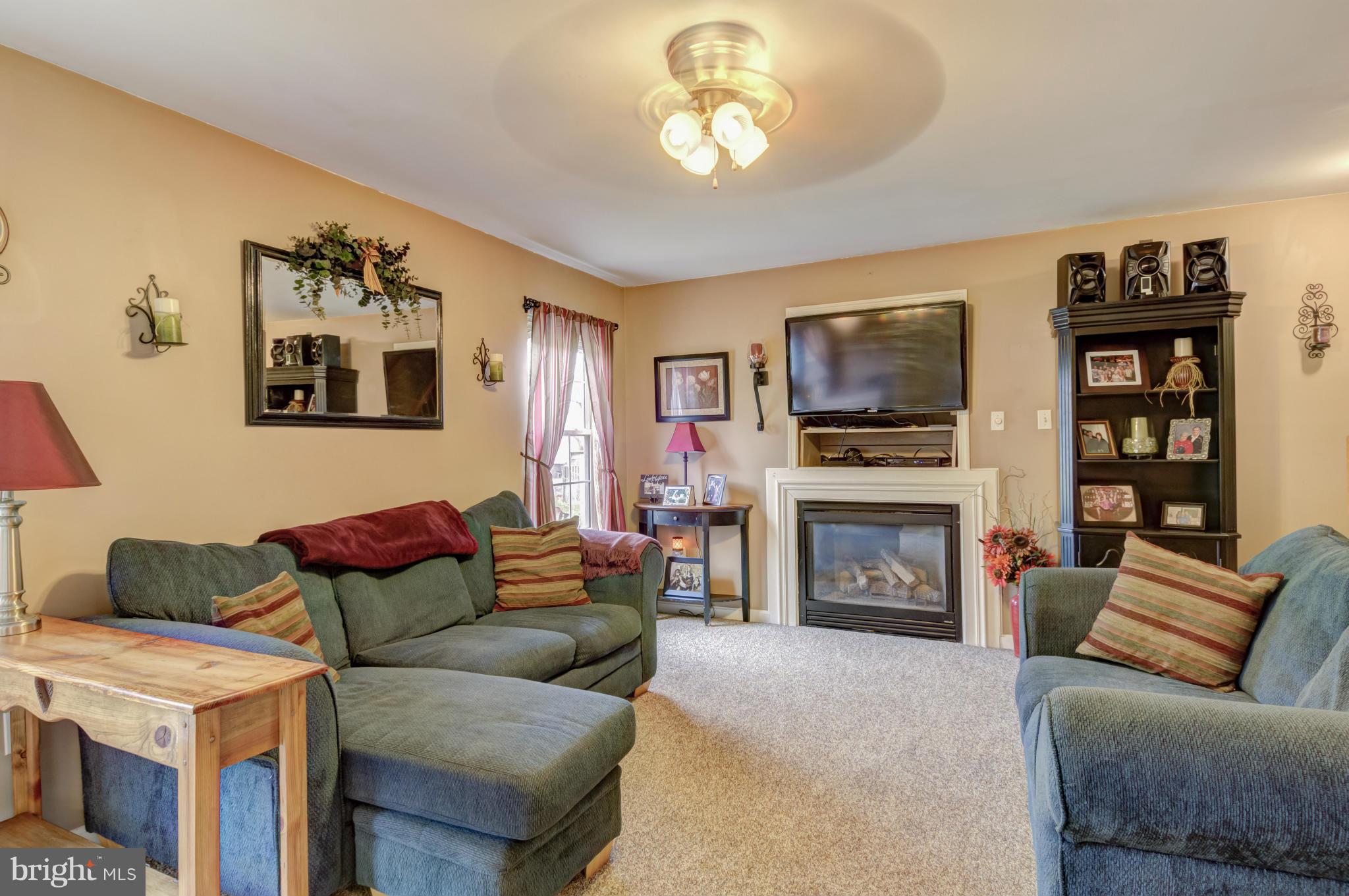 10070 Howes Road Dunkirk, MD 20754 - Photo 16 of 30 Family Room