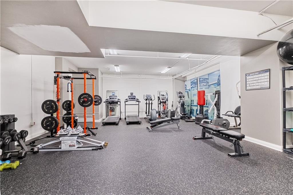 306 Fourth Avenue, Unit 501 Pittsburgh, PA 15222 - Photo 29 of 30 a view of a room with gym equipment