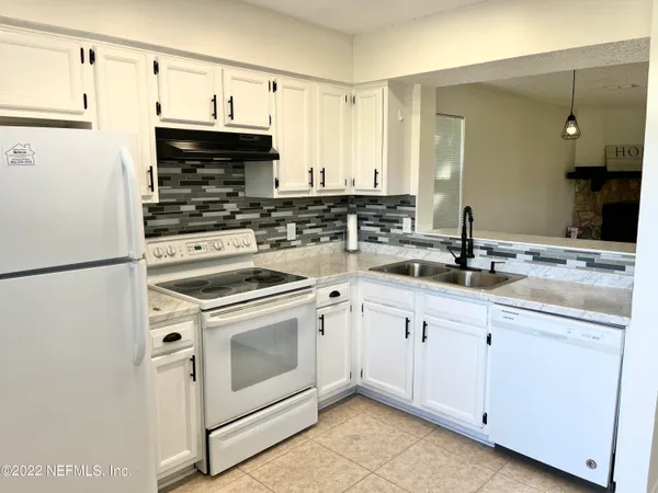 $1,450 | 2066 Utah Avenue, Unit 2, Jacksonville, FL 32207