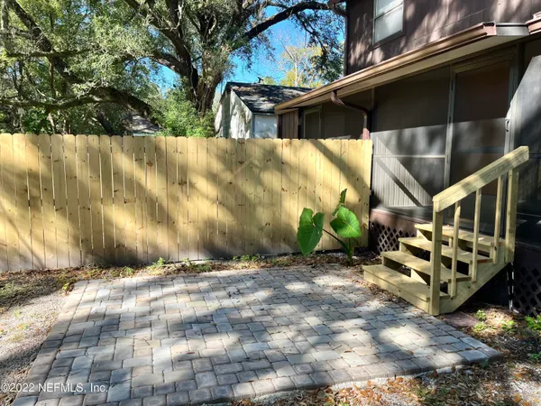 $1,450 | 2066 Utah Avenue, Unit 2, Jacksonville, FL 32207