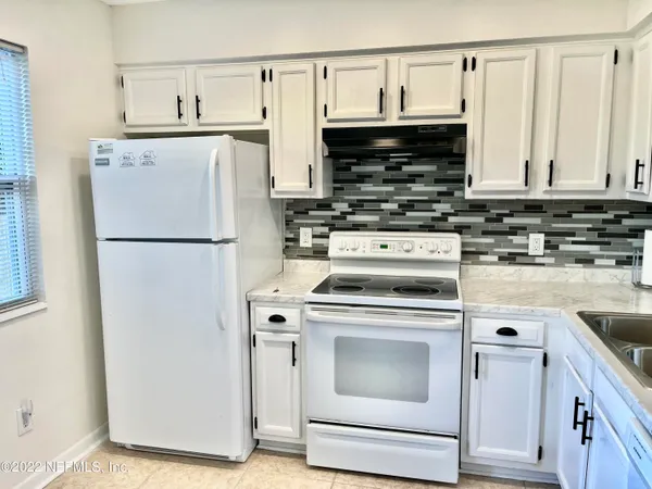 $1,450 | 2066 Utah Avenue, Unit 2, Jacksonville, FL 32207