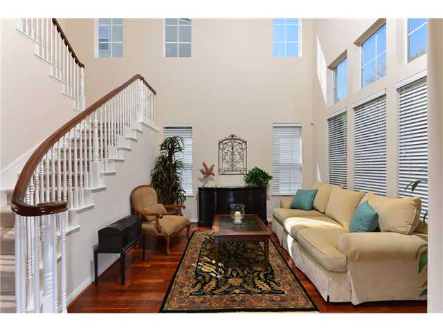2677 Ridgegate Row La Jolla, CA 92037 - Photo 3 of 24
