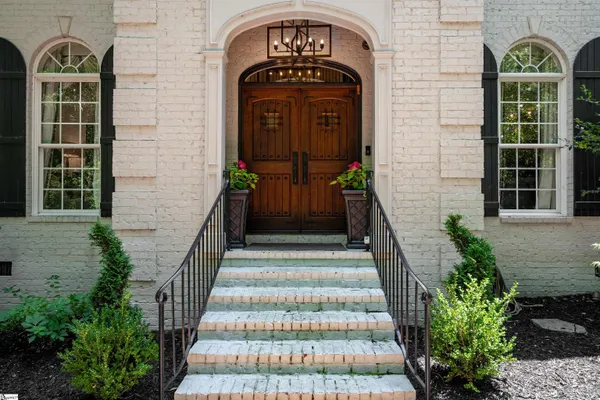 $2,750,615 | 501 Terra Creek Court, Greenville, SC 29615