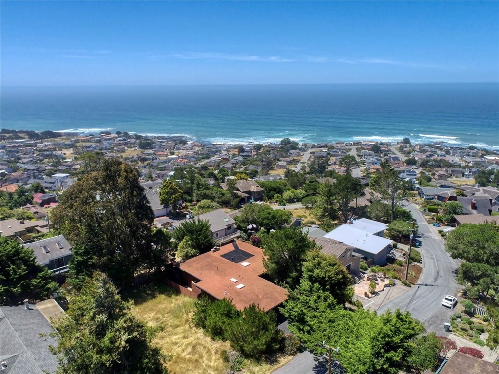 798 Drake Street Cambria, CA 93428 - Photo 44 of 45 an aerial view of multiple house