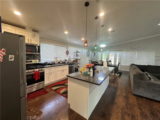 $4,500 | 2114 Traynor Avenue, Placentia, CA 92870