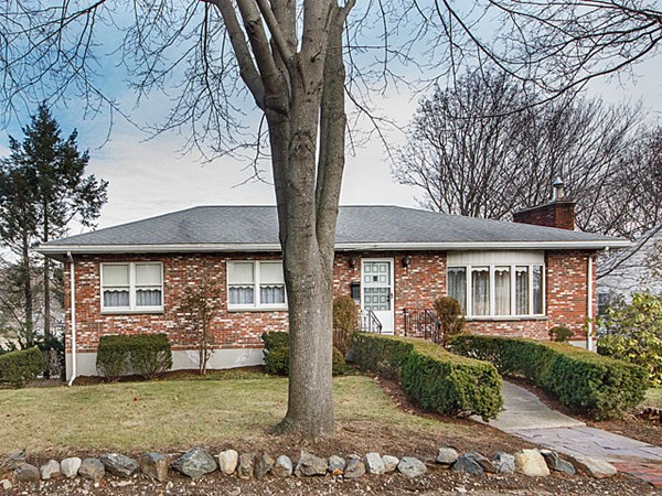 35 Radcliffe Road Belmont, MA 02478 - Photo 25 of 27 Gallery Image 25