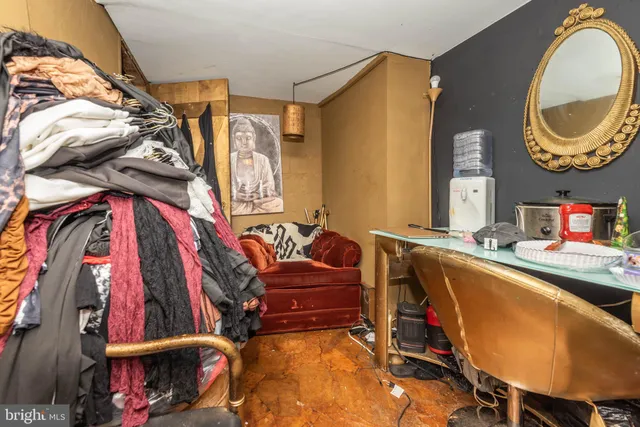 $300,000 | 7231 Harford Road, Baltimore, MD 21234