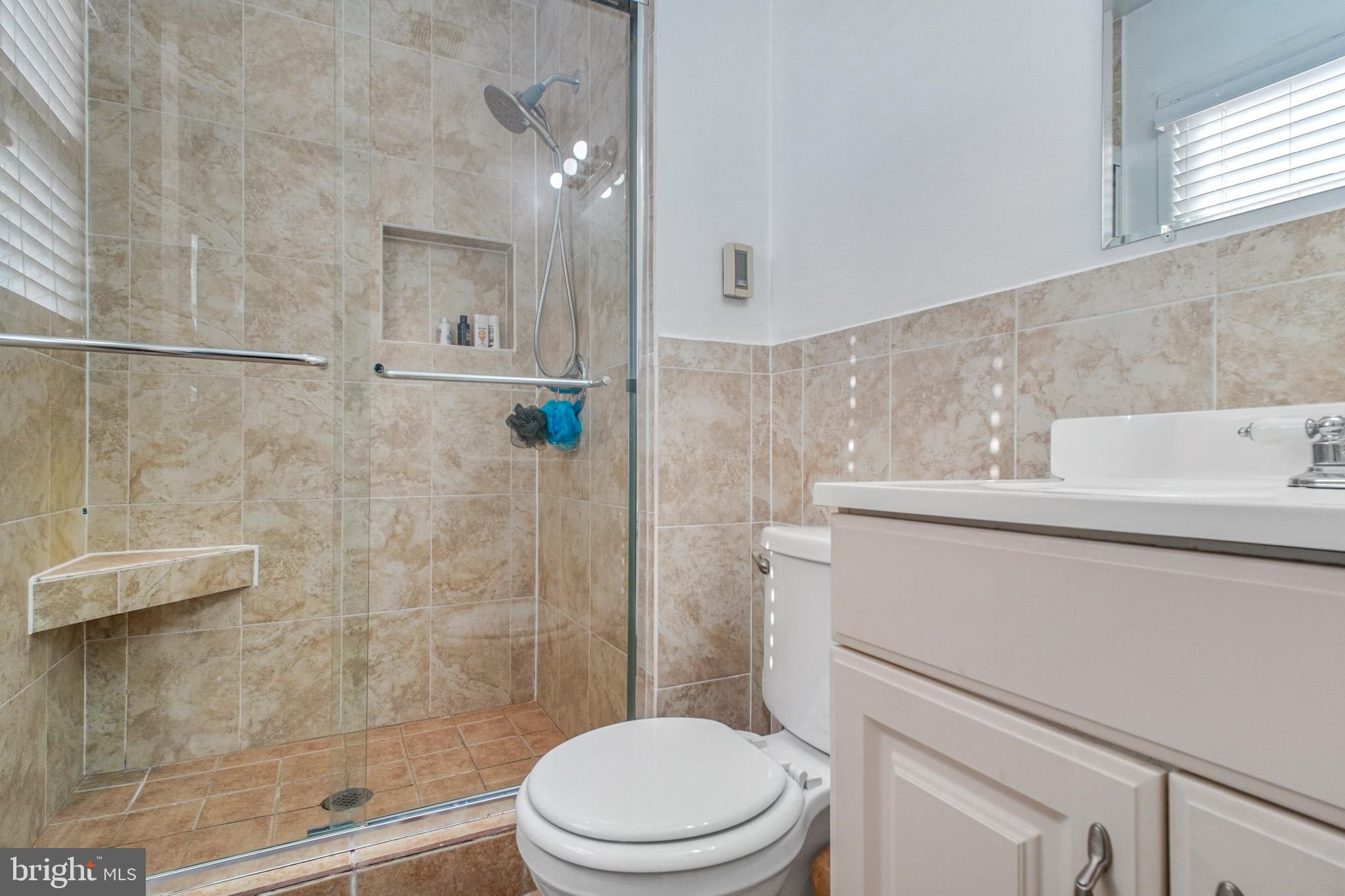 13218 Kurtz Road Woodbridge, VA 22193 - Photo 16 of 36