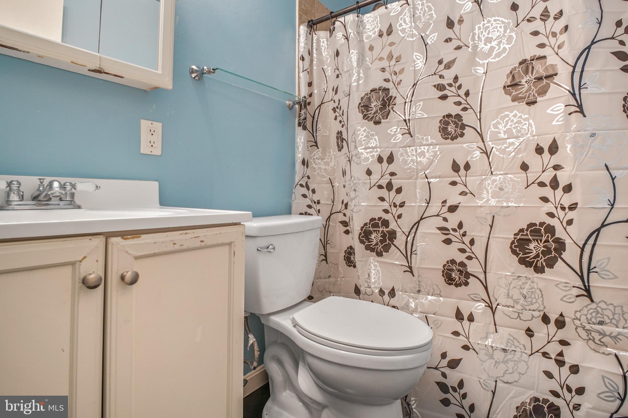 13218 Kurtz Road Woodbridge, VA 22193 - Photo 22 of 36