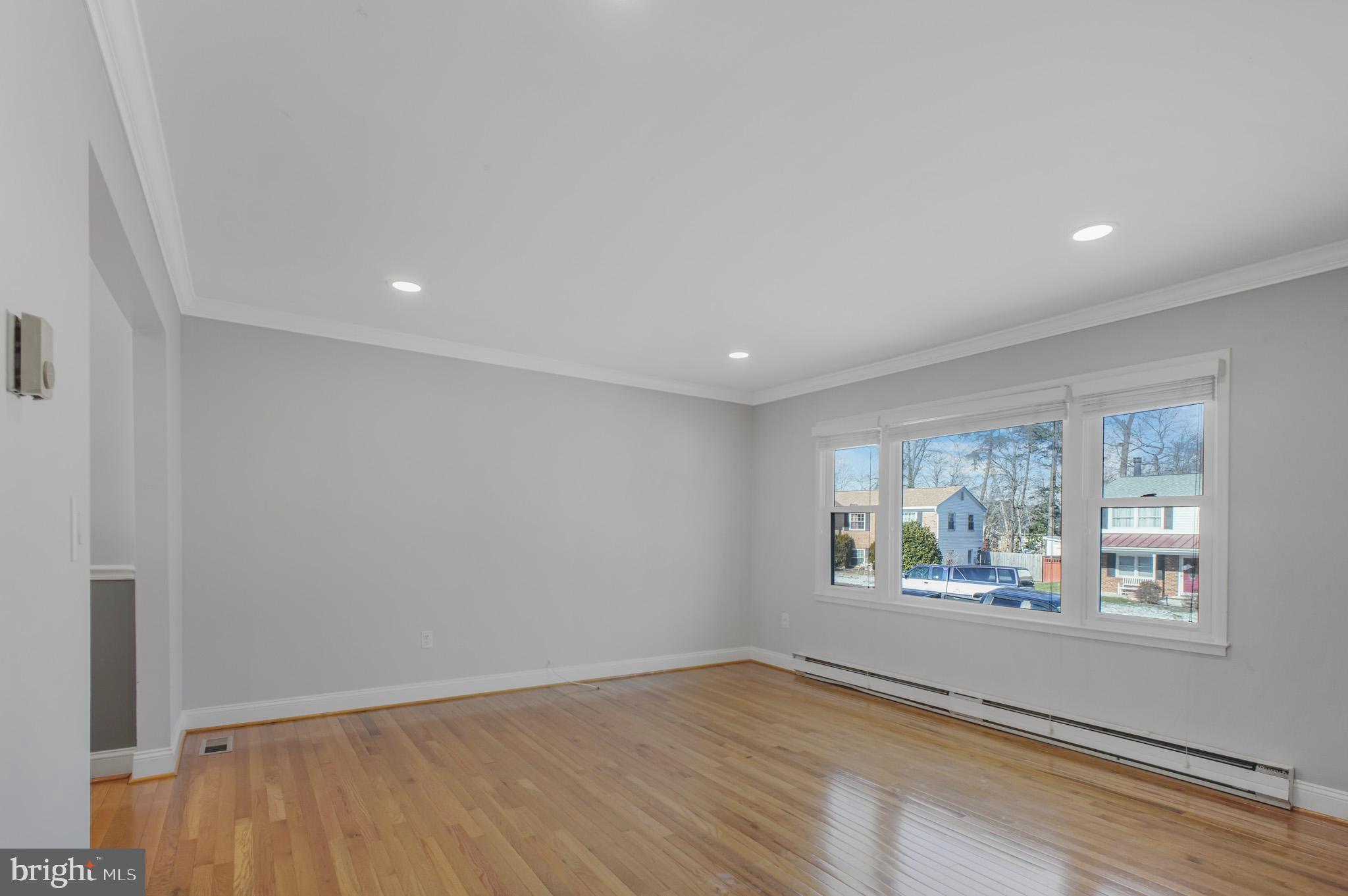 13218 Kurtz Road Woodbridge, VA 22193 - Photo 6 of 36