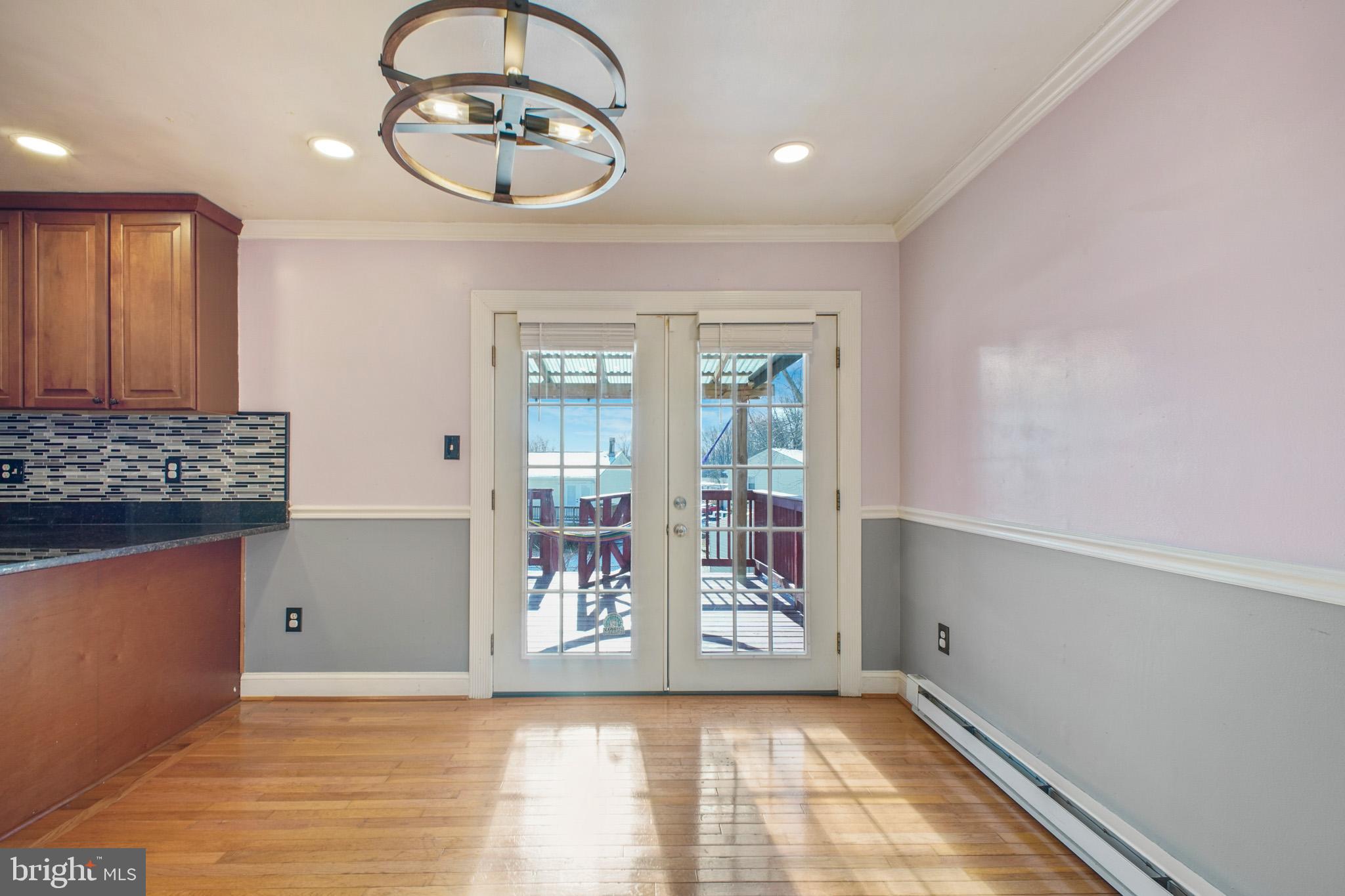 13218 Kurtz Road Woodbridge, VA 22193 - Photo 8 of 36