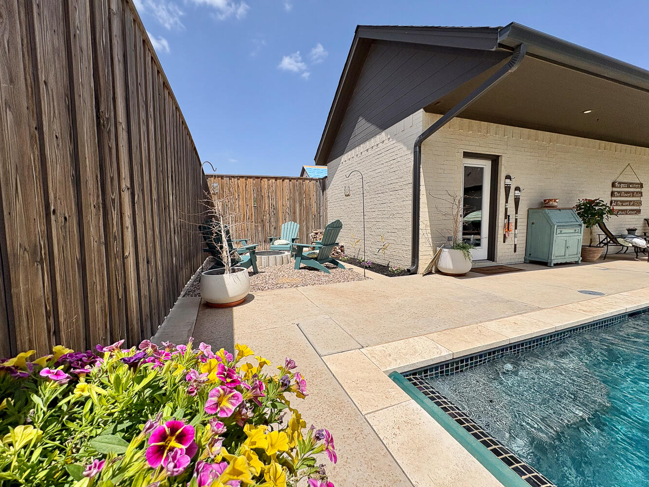 5902 112th Street Lubbock, TX 79424 - Photo 35 of 45 a front view of a house