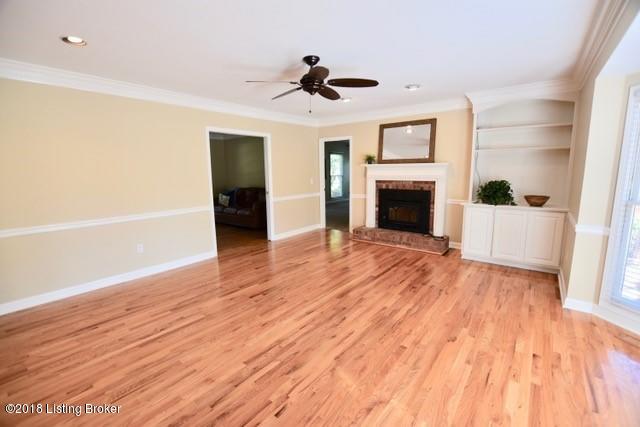 648 Foxfire Road Elizabethtown, KY 42701 - Photo 18 of 43 family room 3