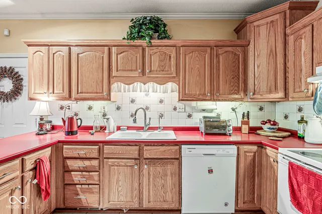 $900,000 | 12558 East 191st Street, Noblesville, IN 46060