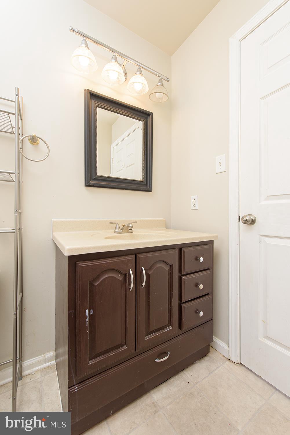 148 Hayes Mill Road Atco, NJ 08004 - Photo 21 of 26 Hall Bath