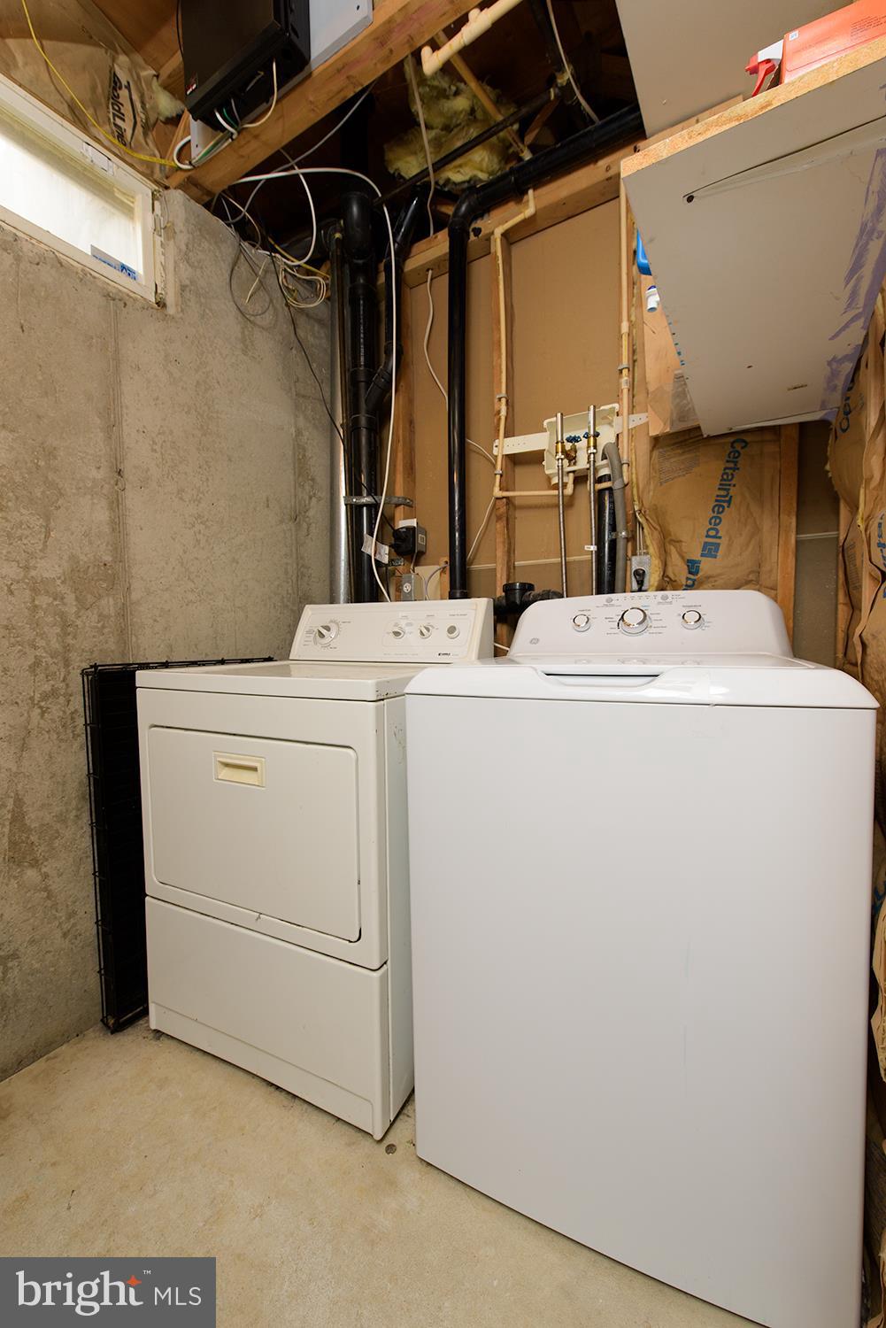 148 Hayes Mill Road Atco, NJ 08004 - Photo 23 of 26 Laundry , washer & dryer included