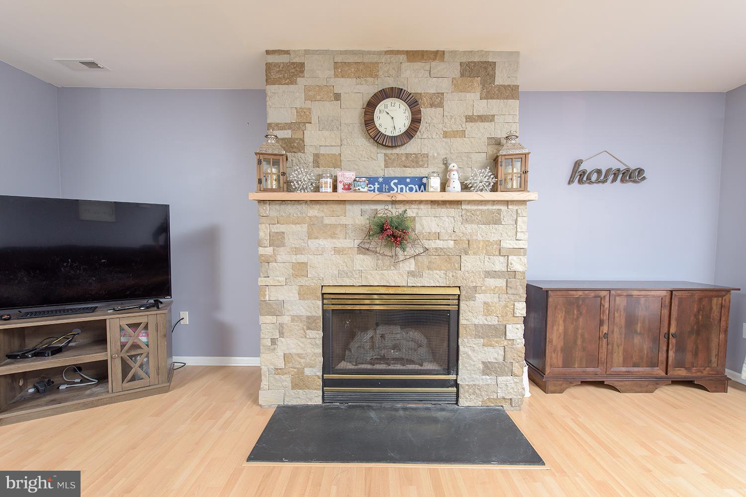 148 Hayes Mill Road Atco, NJ 08004 - Photo 5 of 26 Fireplace