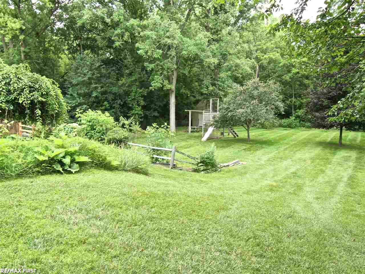 672 Old Perch Road Rochester Hills, MI 48309 - Photo 46 of 48