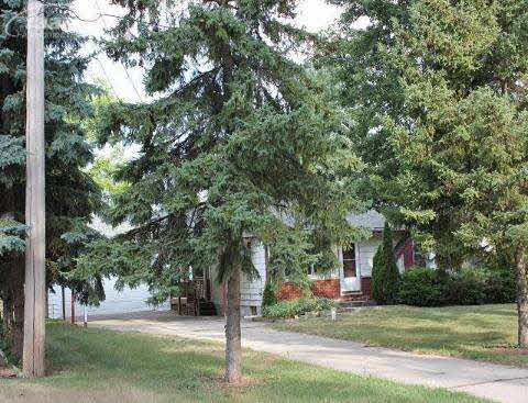 1232 South Vassar Road Burton, MI 48509 - Photo 12 of 27 20152652-11.JPG