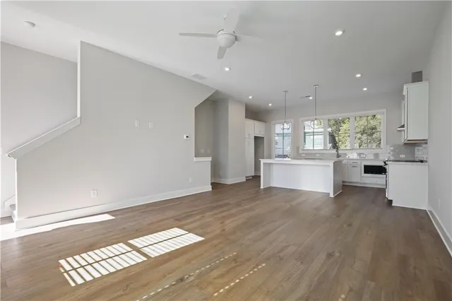 $4,000 | 1352 Grannysmith Trace, Brookhaven, GA 30319