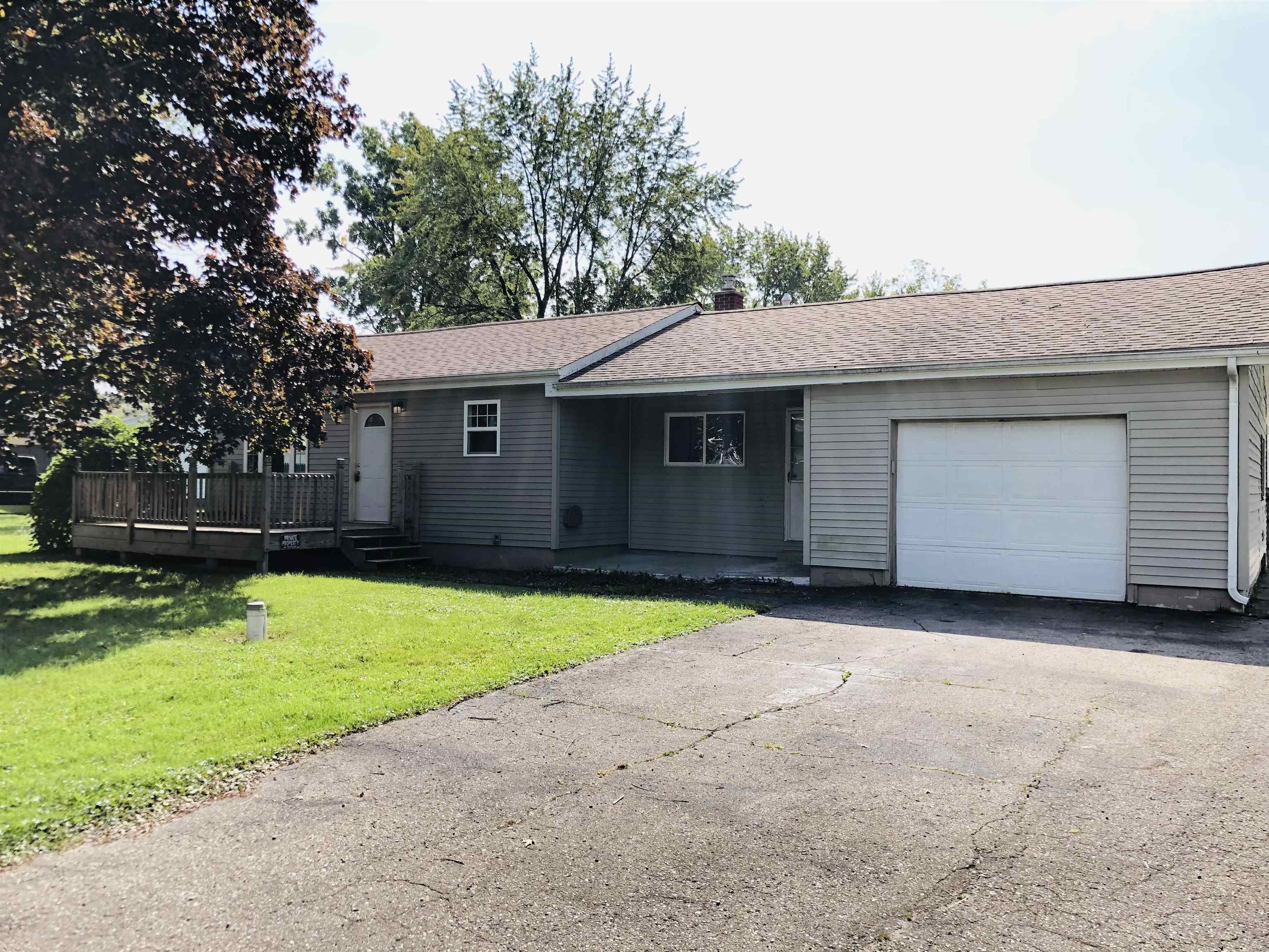 5503 West Carpenter Road Flint, MI 48504 - Photo 1 of 17 50122845.JPG