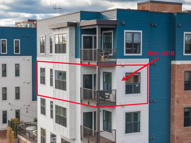 $1,175,000 | 99 Foundry Place, Unit 310, Portsmouth, NH 03801