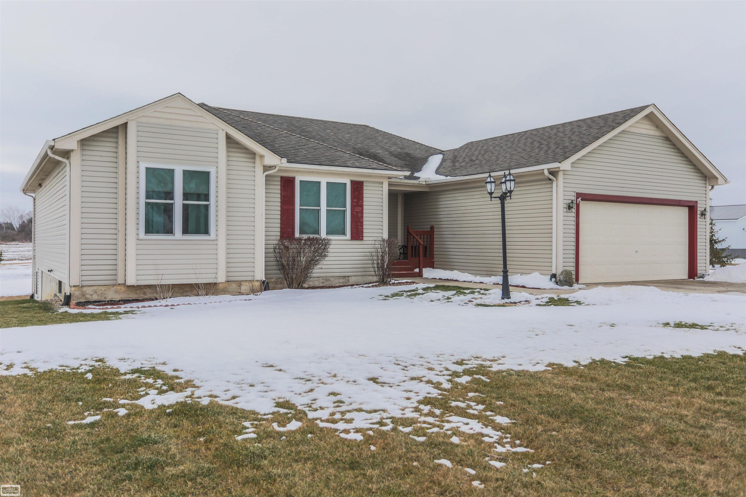 15033 Petz Road Capac, MI 48014 - Photo 3 of 42 50101030-2.JPG