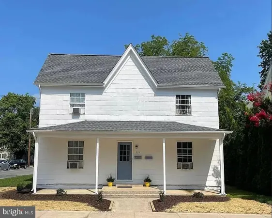 $1,450 | 221 West End Avenue, Unit 2, Cambridge, MD 21613