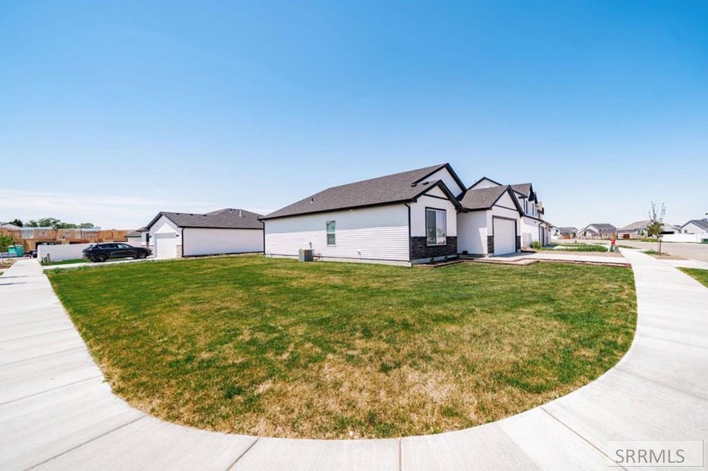 1098 Ashlyn Way Rigby, ID 83442 - Photo 2 of 42