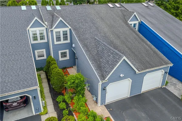 $219,900 | 8202 Beehive Circle, Clay, NY 13090