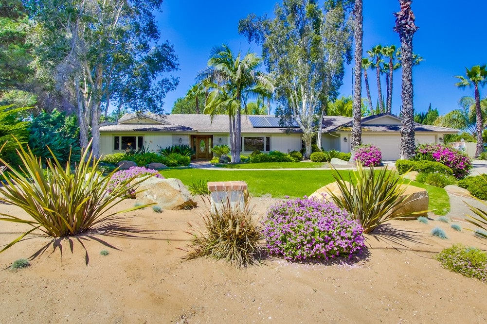 16012 Martincoit Road Poway, CA 92064 - Photo 2 of 25