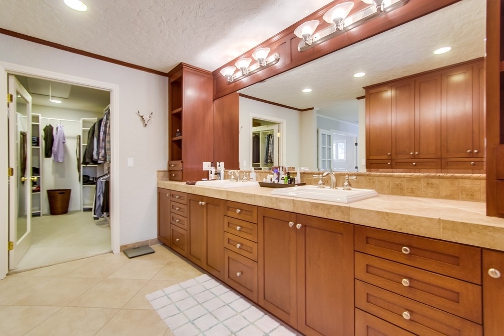 16012 Martincoit Road Poway, CA 92064 - Photo 17 of 25