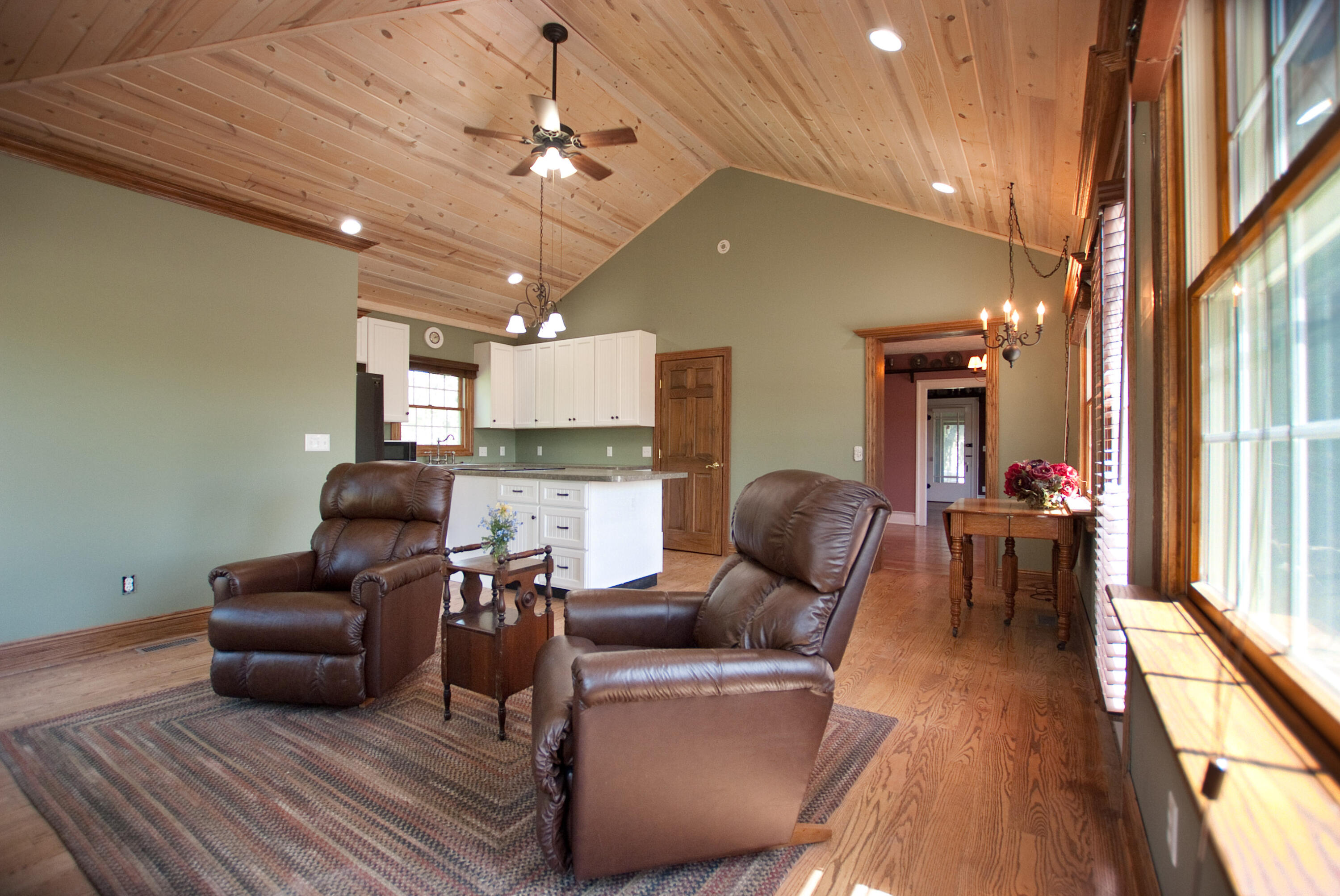22 West Allen Road Howell, MI 48855 - Photo 13 of 43 GreatRm1