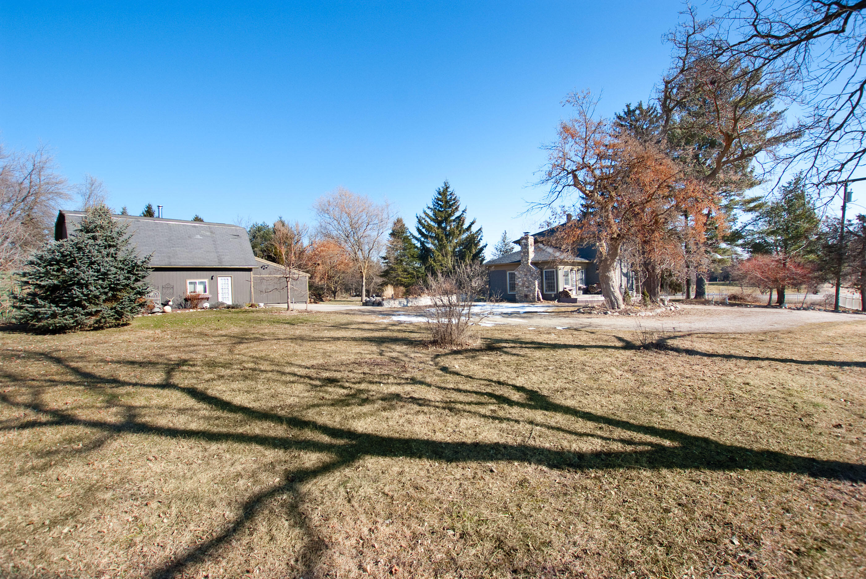 22 West Allen Road Howell, MI 48855 - Photo 41 of 43 Ext Property from West