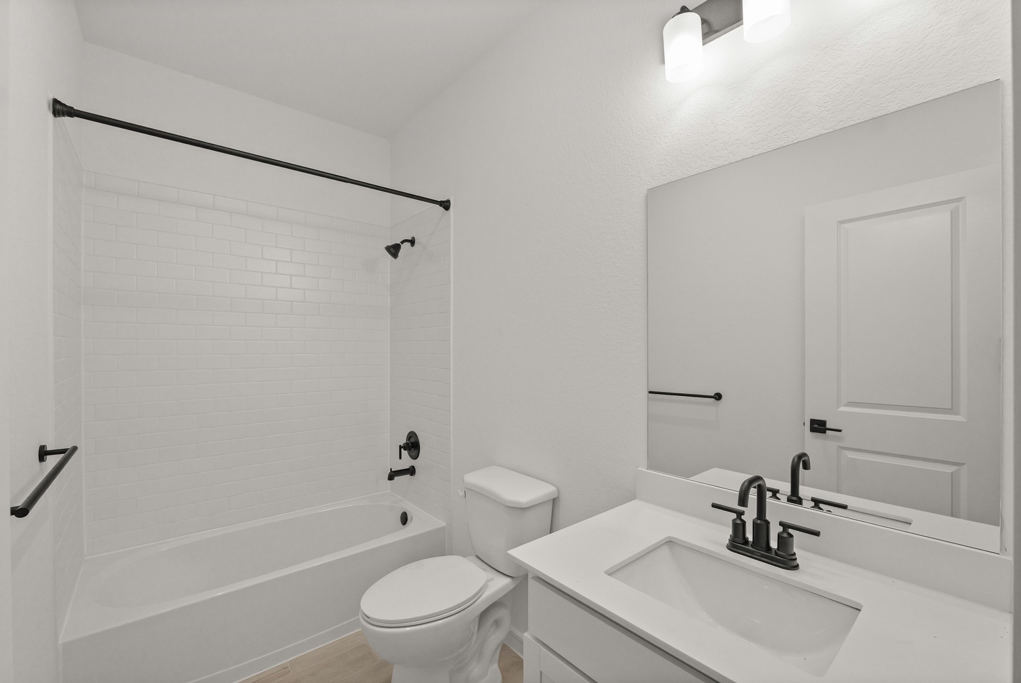 7815 Jade Crest Drive Angleton, TX 77515 - Photo 29 of 38 a bathroom with a sink a toilet and shower