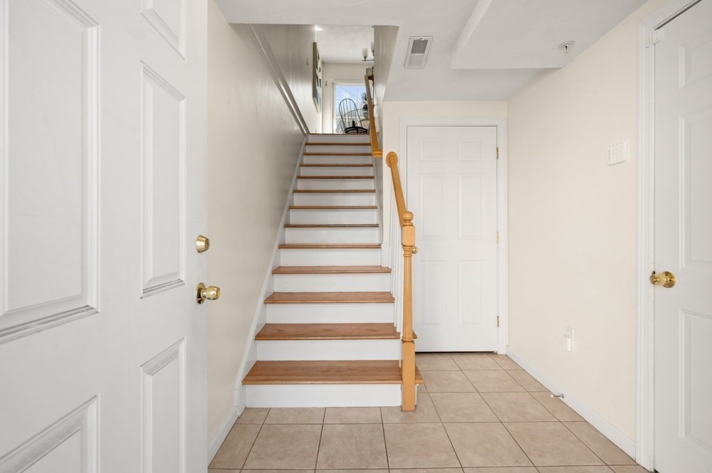 15 Alton Street, Unit 9 Lowell, MA 01852 - Photo 33 of 40