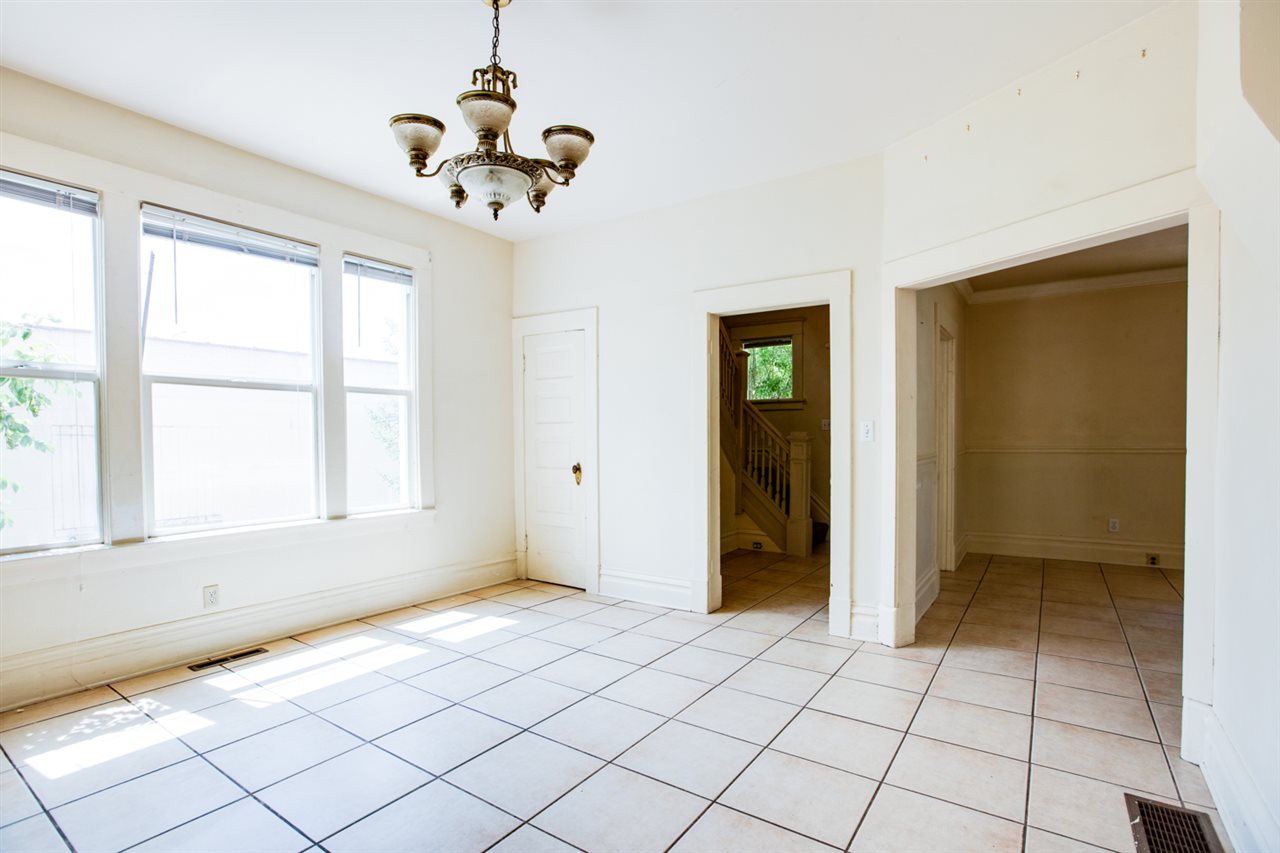 2908 North Perry Street Spokane, WA 99207 - Photo 5 of 20 Gallery Image 5