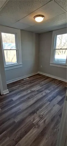 $975 | 1920 Dewey Avenue, St. Joseph, MO 64505