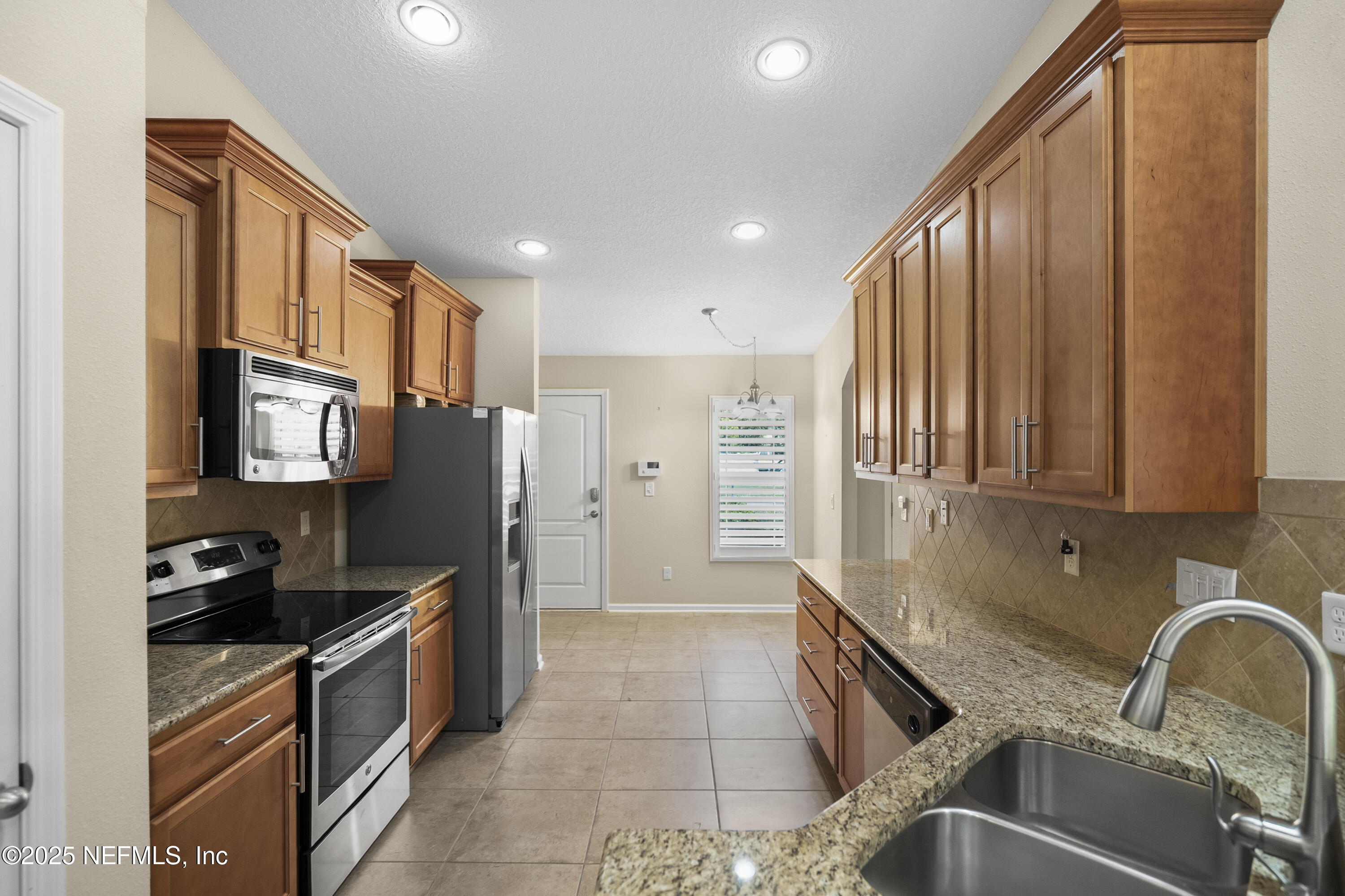 230 Timberwood Drive St. Augustine, FL 32084 - Photo 4 of 34 07-DSC09552