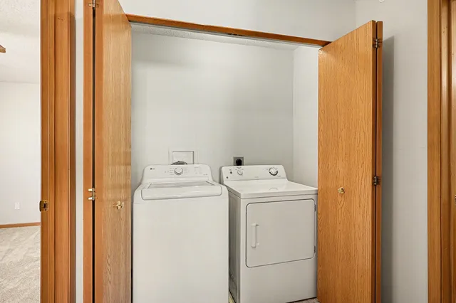 $212,000 | 13179 Murdock Terrace, Eden Prairie, MN 55347