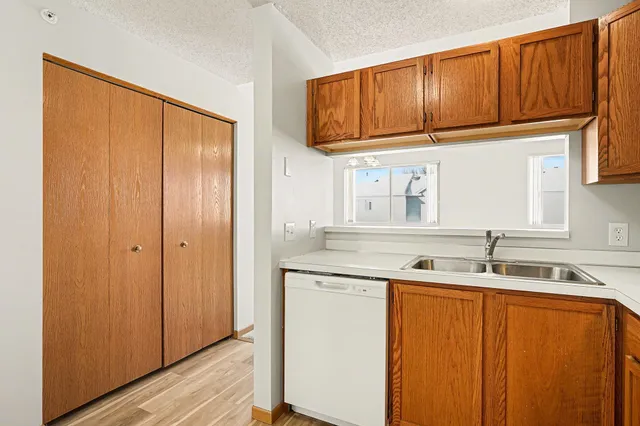 $212,000 | 13179 Murdock Terrace, Eden Prairie, MN 55347