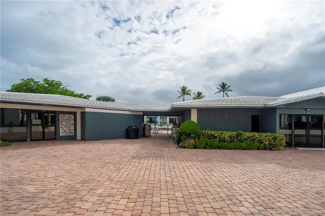 $1,750 | 175 Southeast St Lucie Boulevard, Unit H185, Stuart, FL 34996