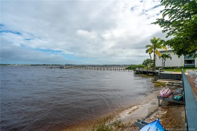 $1,750 | 175 Southeast St Lucie Boulevard, Unit H185, Stuart, FL 34996