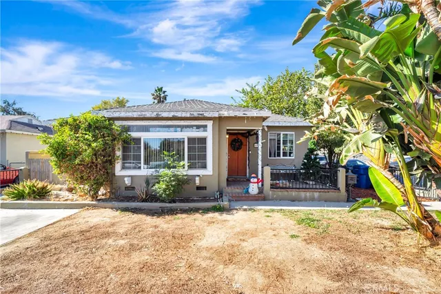 $1,100,000 | 6933 Etiwanda Avenue, Reseda, CA 91335