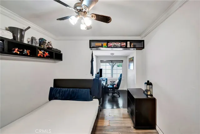 $1,100,000 | 6933 Etiwanda Avenue, Reseda, CA 91335