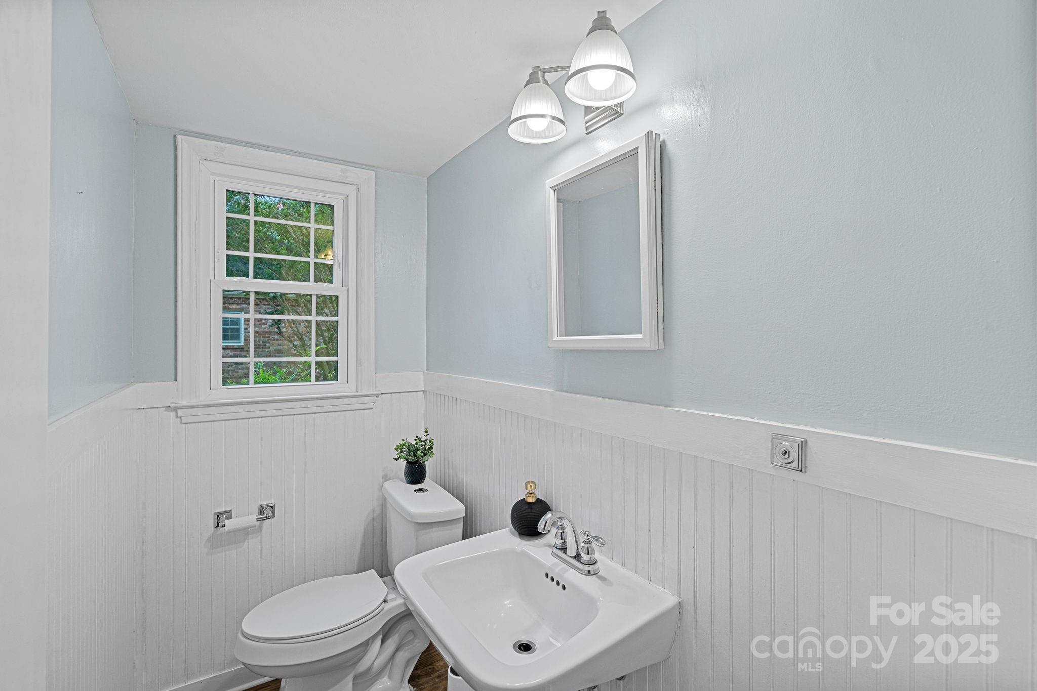 1108 Braeburn Road Charlotte, NC 28211 - Photo 20 of 31 Gallery Image 20