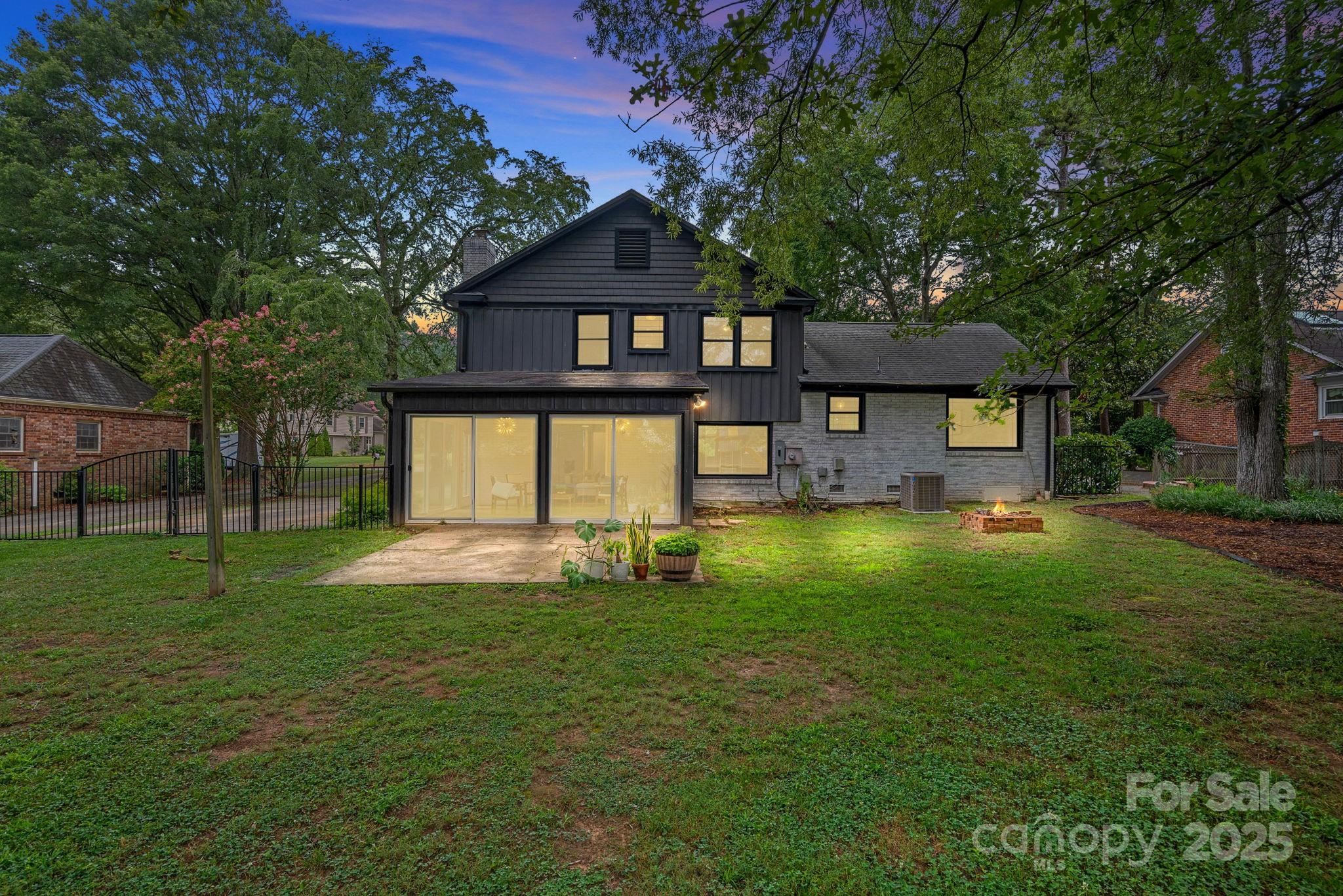 1108 Braeburn Road Charlotte, NC 28211 - Photo 30 of 31 Gallery Image 30